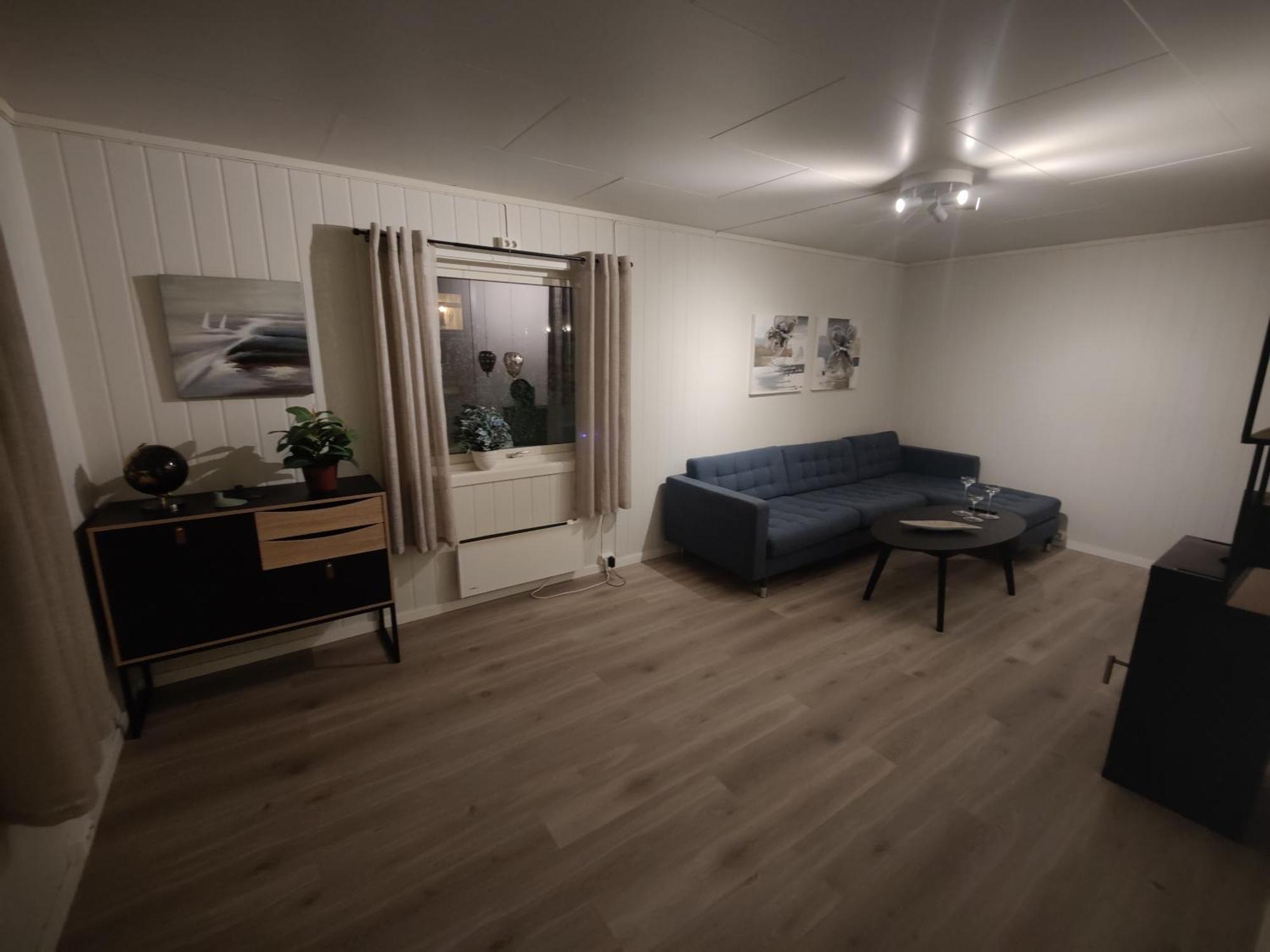 Vardo Accommodation - White House Extérieur photo