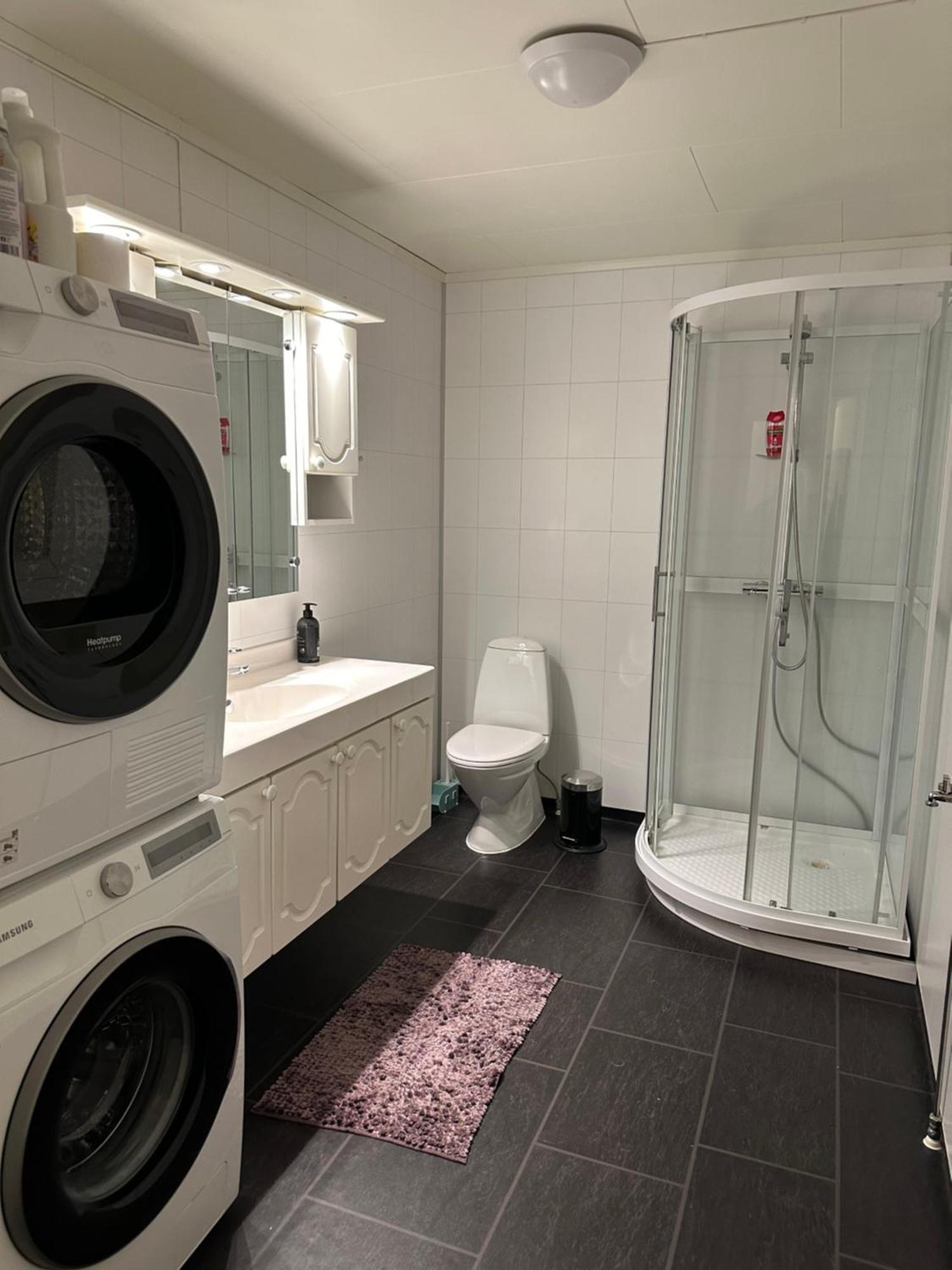 Vardo Accommodation - White House Extérieur photo
