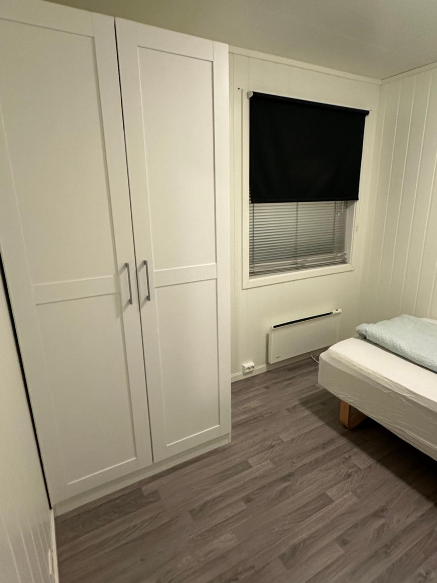 Vardo Accommodation - White House Extérieur photo