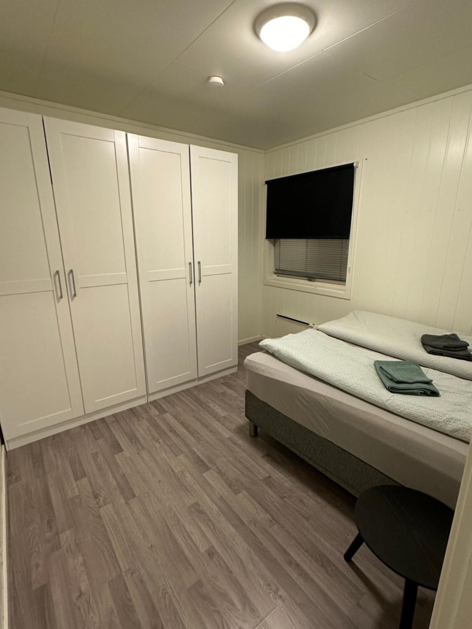 Vardo Accommodation - White House Extérieur photo